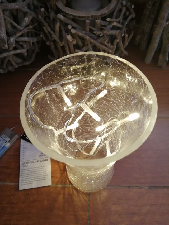 Jarrón de cristal con 10 LEDs. Nuevo