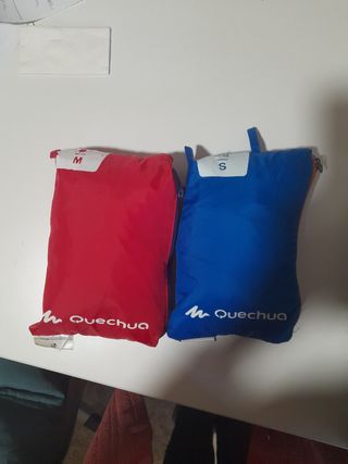 Chubasqueros talla S y otro M