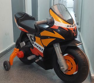 Moto eléctrica infantil