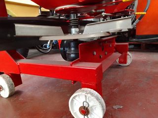 ABONADORA SUSPENDIDA DE 1.200 LT. NUEVA A ESTRENAR