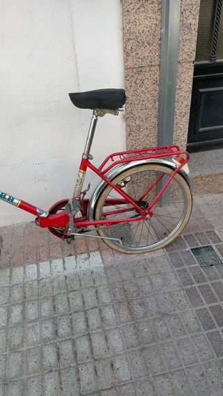 Bicicleta BH paseo vintage.