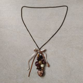 1€: Collar abalorios marrón