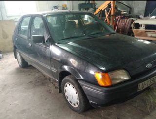 se regalan 4 puertas ford fiesta