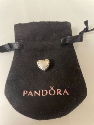 Charm corazon cofre con anillo Pandora Original