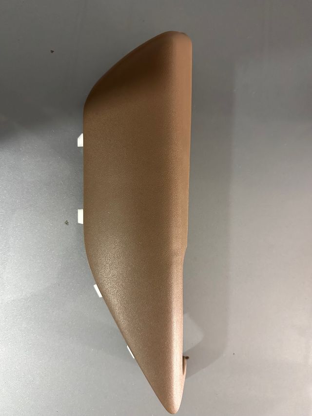 Reposabrazos Nissan Pathfinder.