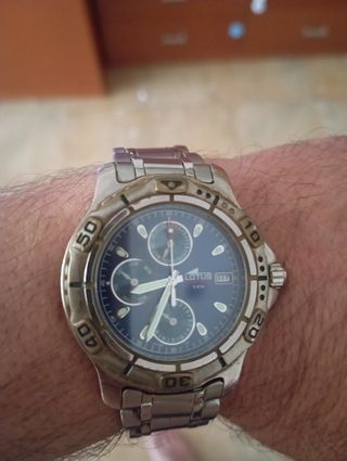 Reloj de pulsera Lotus esfera azul