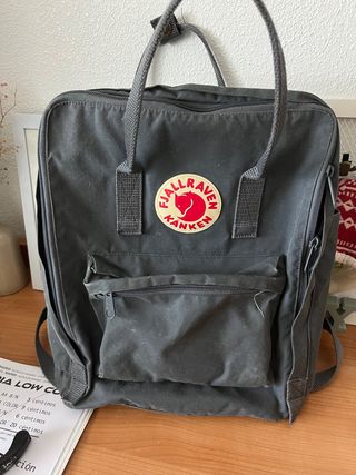 Mochila Fjallraven Kanken gris