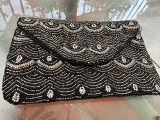 Bolso fiesta con pedrería, nuevo con etiqueta 