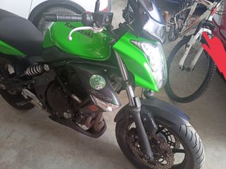 Motocicleta Kawasaki ER6N ABS 2010