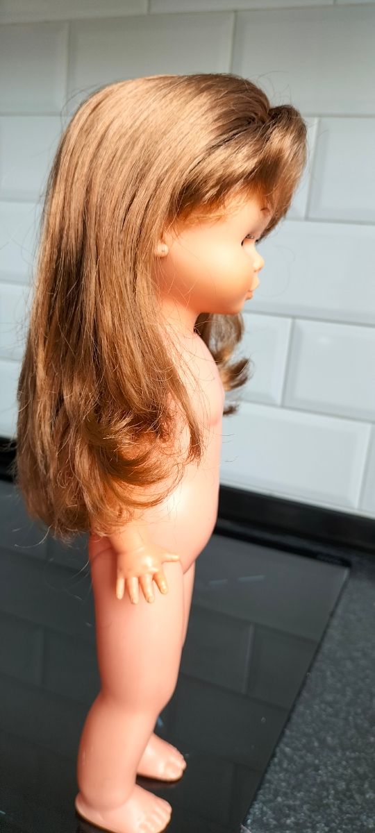 Muñeca Trini de Famosa.