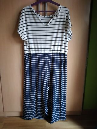 Mono de rayas azul y blanco