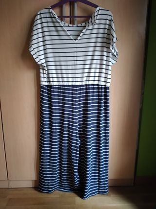 Mono de rayas azul y blanco