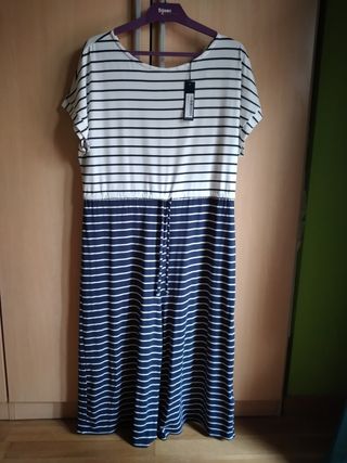 Mono de rayas azul y blanco