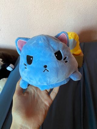 Pack 2 peluches reversibles gato y Among Us