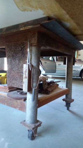 MESA DE TRABAJO DE HIERRO MAZIZO DE