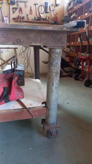 MESA DE TRABAJO DE HIERRO MAZIZO DE