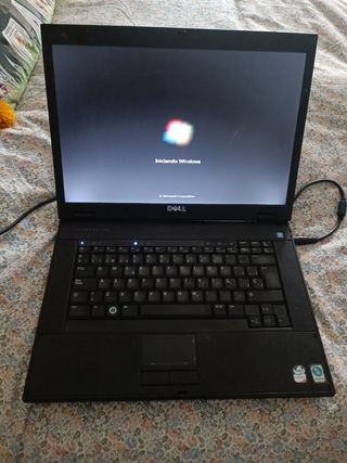 Ordenador portátil DELL latitude