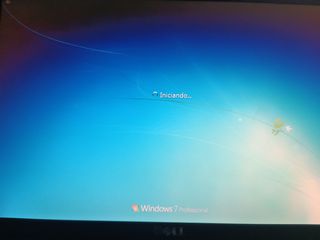 Ordenador portátil DELL latitude