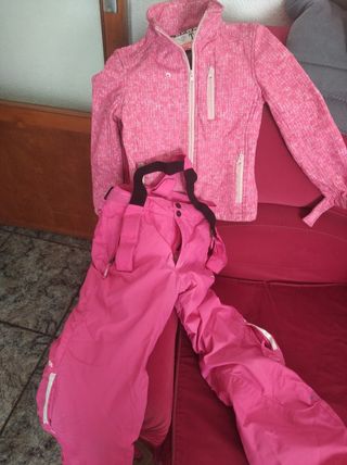 traje para la nieve