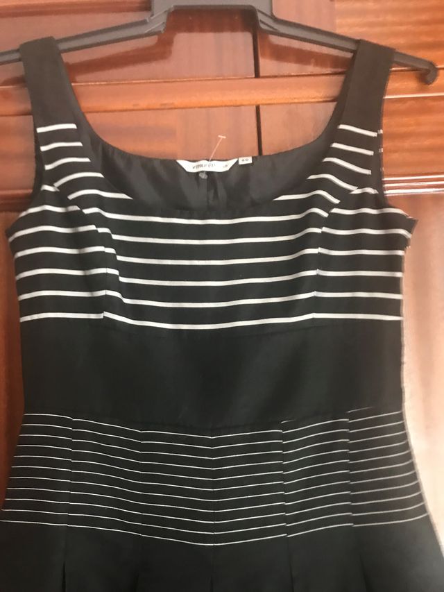 Vestido Fórmula Joven talla 36 sin estrenar