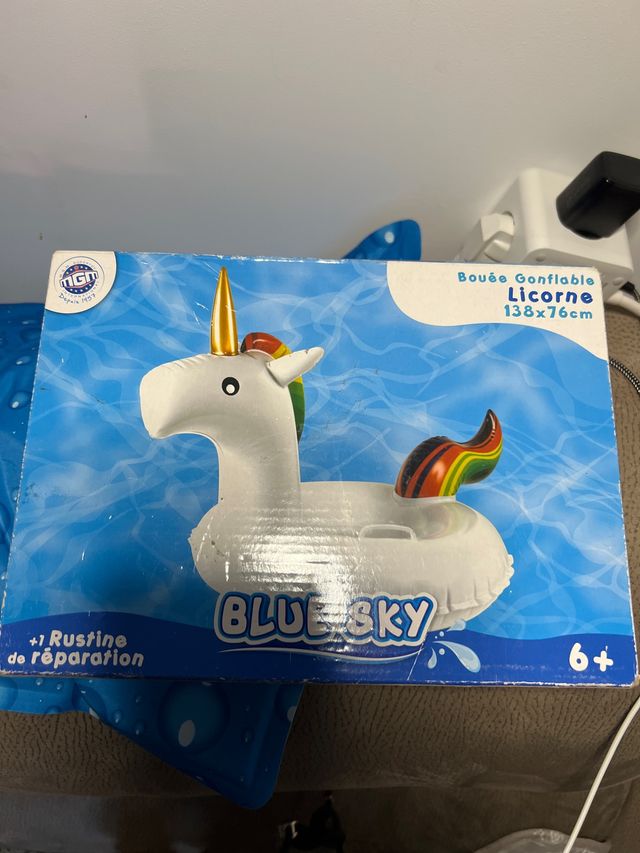 Flotador unicornio nuevo