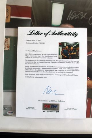 Marco con imagen firmada Magic y Bird Dream Team