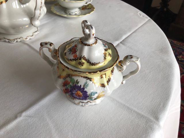 Juego de café / té  marca Hispania muy antiguo