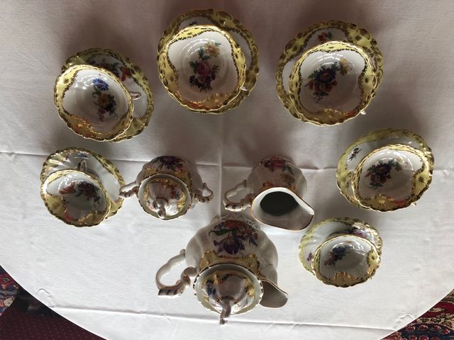 Juego de café / té  marca Hispania muy antiguo