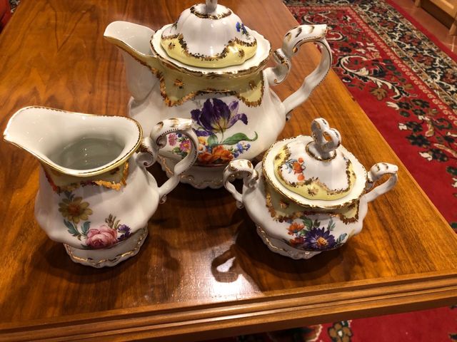 Juego de café / té  marca Hispania muy antiguo