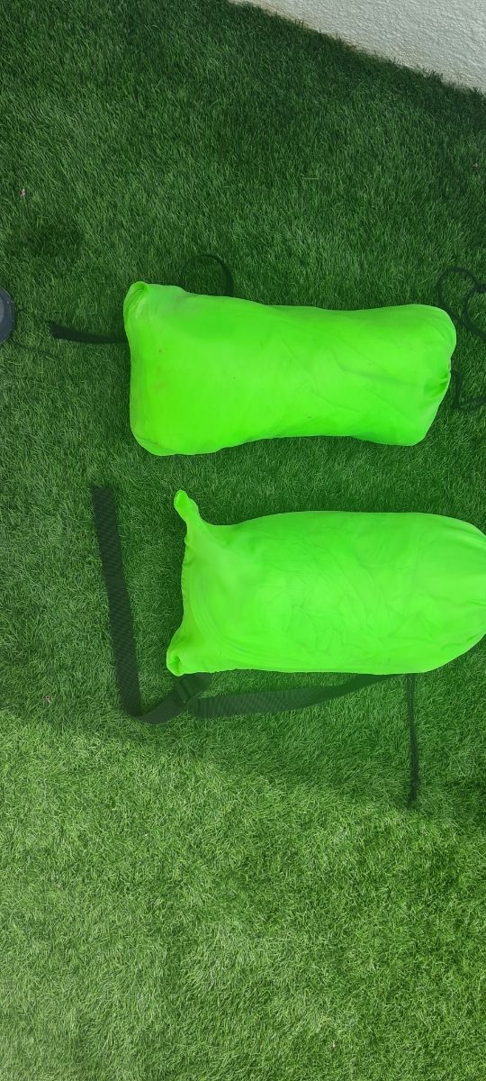 2 tumbonas  inchables