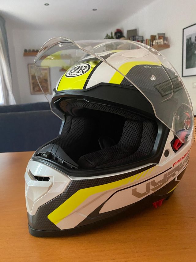 Casco Premiere Vyrus MP Fluo