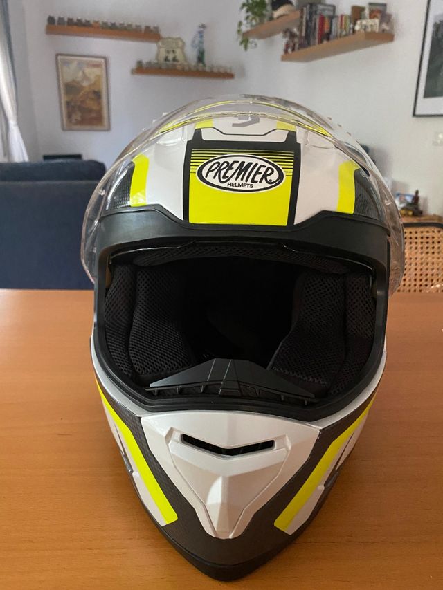 Casco Premiere Vyrus MP Fluo