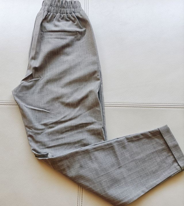 PANTALON  GRIS CLARO