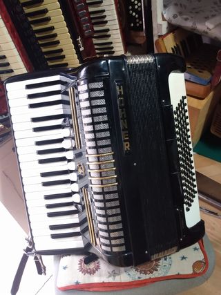 ACORDEÓN HONNER VERDI