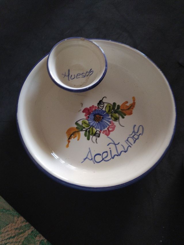 Par de lindos platos para aceitunas