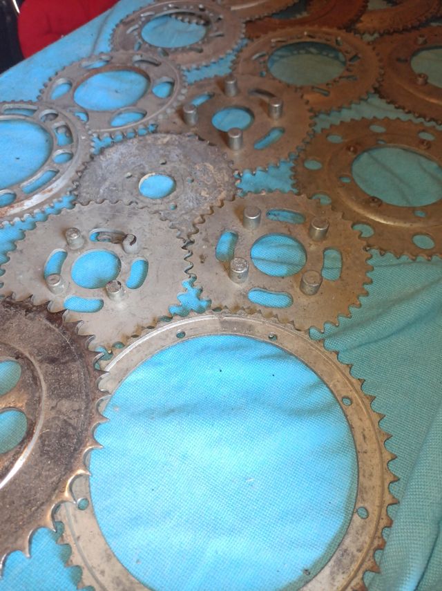 Lotto stock corone moto epoca 17 pezzi