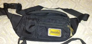 Riñoneras Alexander de color negro