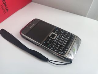 Nokia E71-1