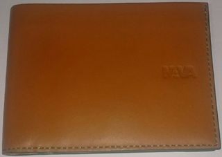 Cartera NAVA de cuero, capacidad para 11 tarjetas