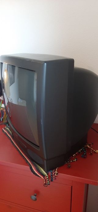 Televisor retro Prinston 20 pulgadas
