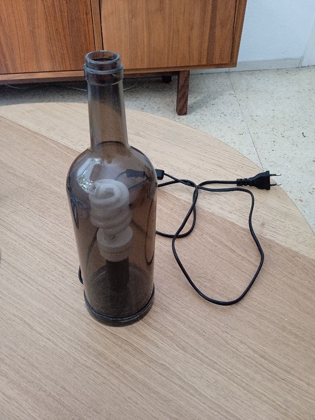 Lampara mesa Botella