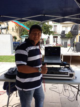 DJ SE OFRECE
