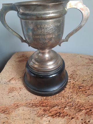 Antiguo trofeo
