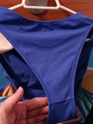 Bikini 👙 dos piezas de little Kiss nuevo