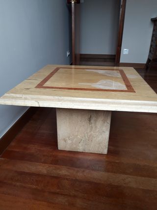 Mesa maciza de mármol. PRECIO NEGOCIABLE