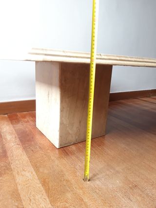 Mesa maciza de mármol. PRECIO NEGOCIABLE