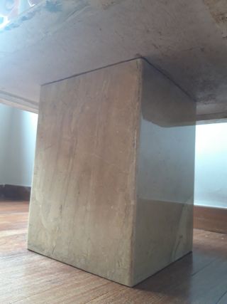 Mesa maciza de mármol. PRECIO NEGOCIABLE