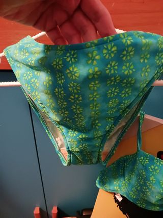 Bikini estampado de little Kiss nuevo