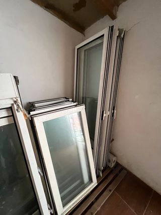 Ventanas y puertas PVC blanco no tienen Marco!!!!