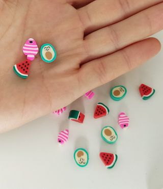 Cuentas aguacate, pez y sandía